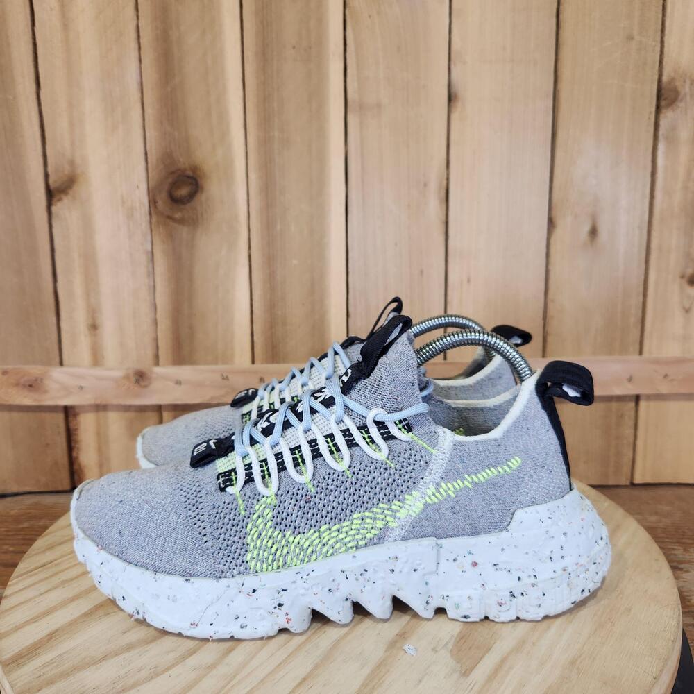 Nike Space Hippie 01 Shoes Mens 7.5 Grey Volt Knit Athletic Sneakers CQ3986-002